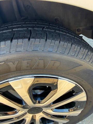 2020 Toyota Prius LE