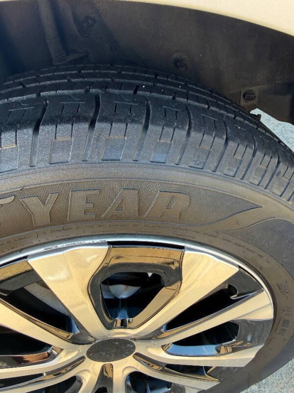 2020 Toyota Prius LE