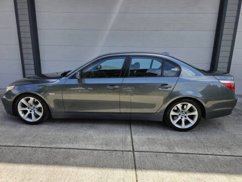 2004 BMW 5 Series 545i