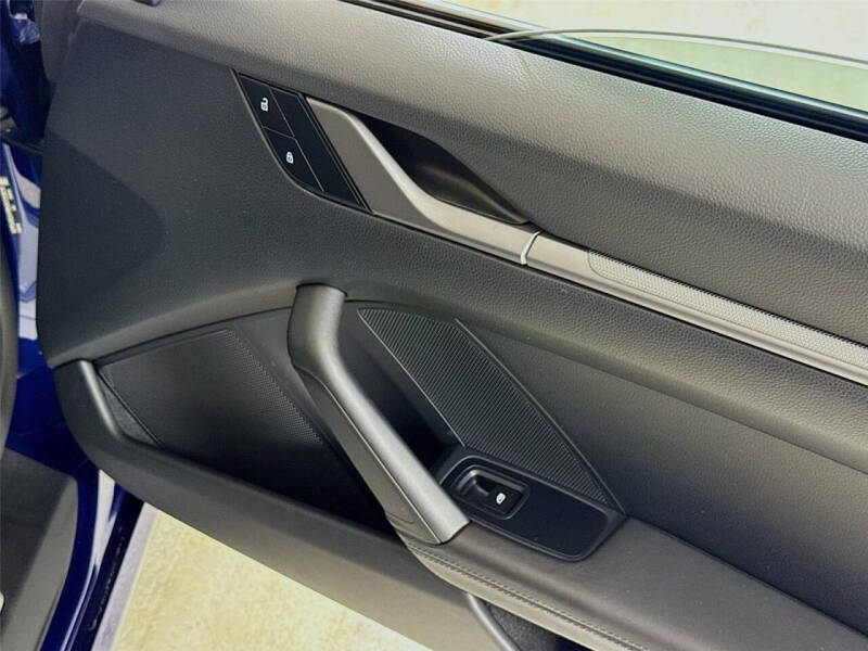 2022 Porsche 911 Carrera 4 GTS