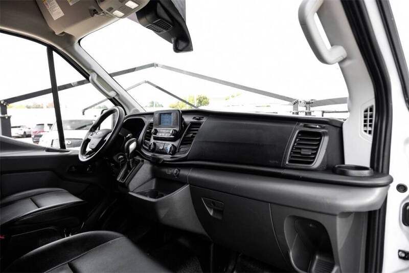 2022 Ford Transit 250