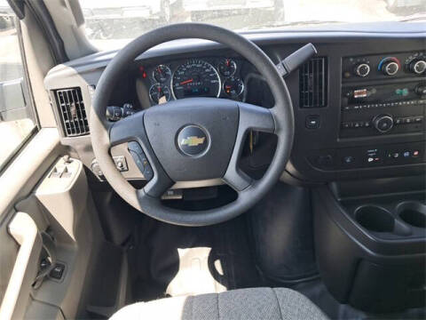 2025 Chevrolet Express 2500