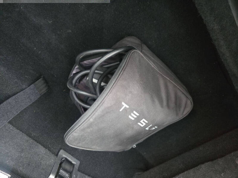 2016 Tesla Model S 70