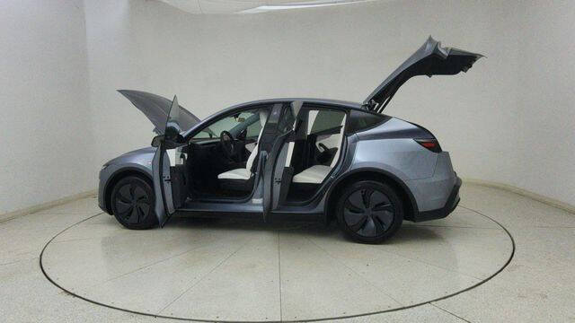 2026 Tesla Model Y Long Range