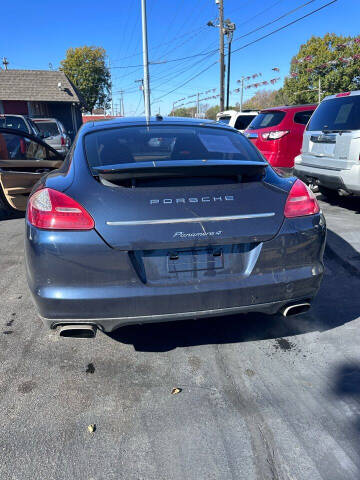 2011 Porsche Panamera