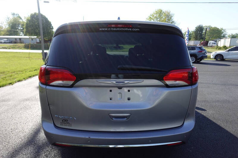 2017 Chrysler Pacifica Touring-L Plus