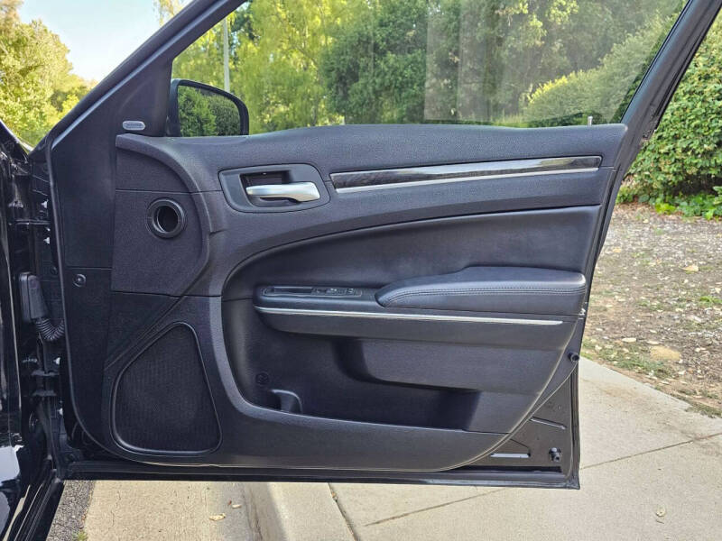 2018 Chrysler 300 Limited