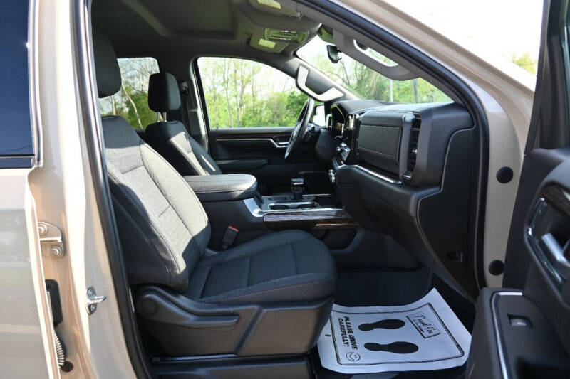 2023 GMC Sierra 1500 Elevation
