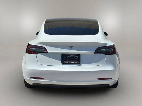 2019 Tesla Model 3 Standard Range Plus