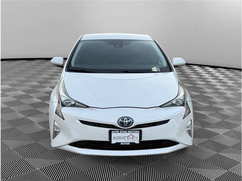 2017 Toyota Prius Three Touring