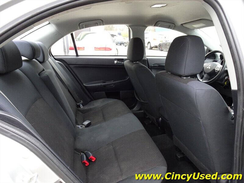 2017 Mitsubishi Lancer ES