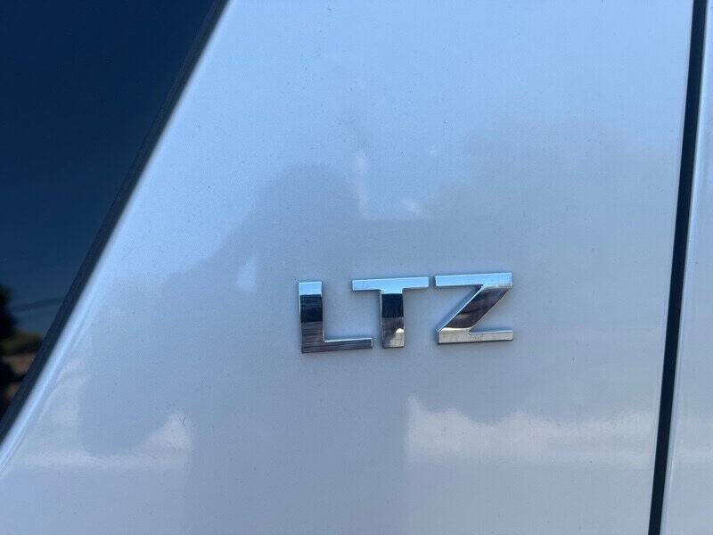 2014 Chevrolet Suburban LTZ