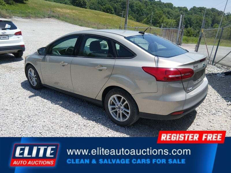 2015 Ford Focus SE
