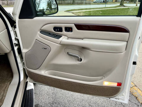 2003 Cadillac Escalade