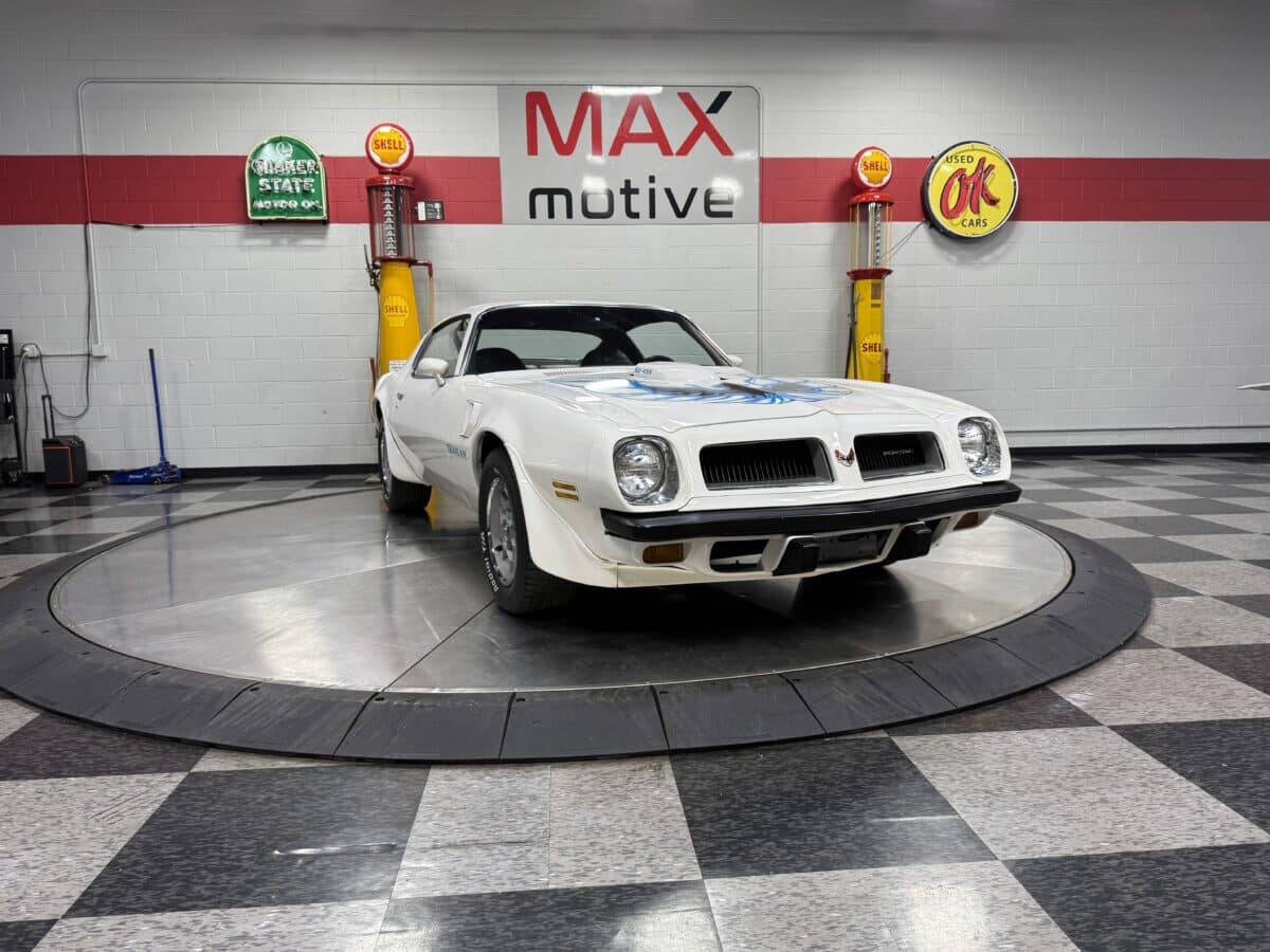 1974 Pontiac Trans Am 18