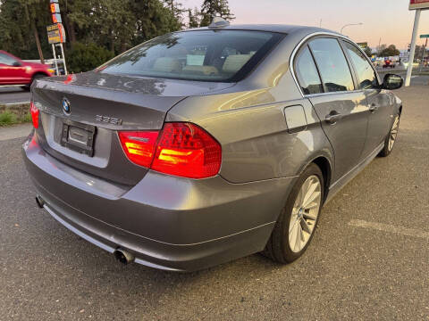 2011 BMW 3 Series 335i