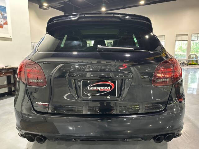 2014 Porsche Cayenne GTS