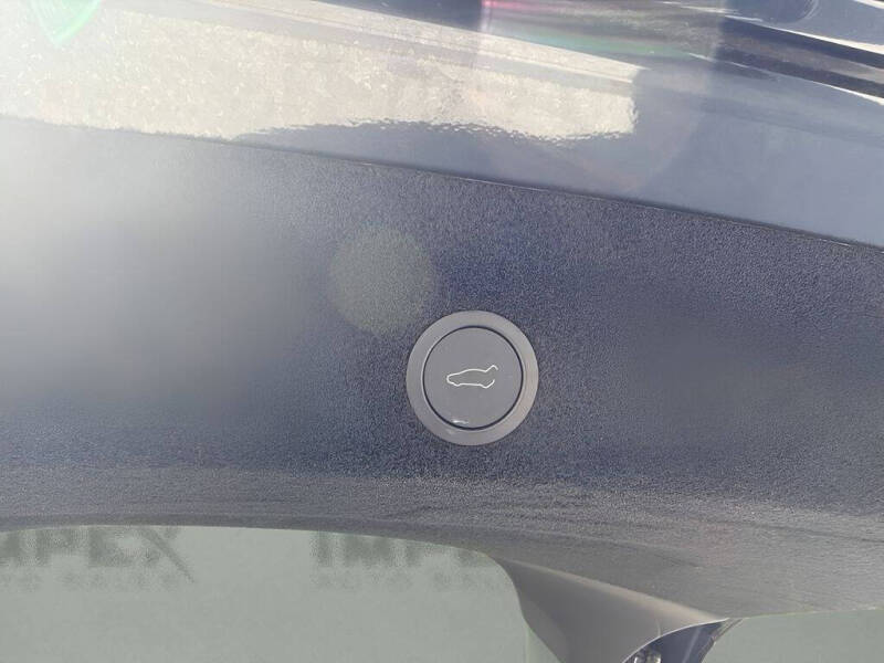 2026 Tesla Model Y Premium