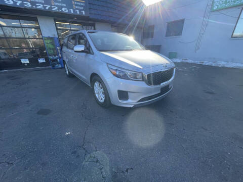 2016 Kia Sedona L