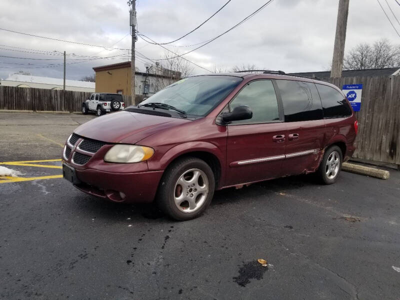 2002 Dodge Grand Caravan for sale at DALE'S AUTO INC in Mount Clemens MI