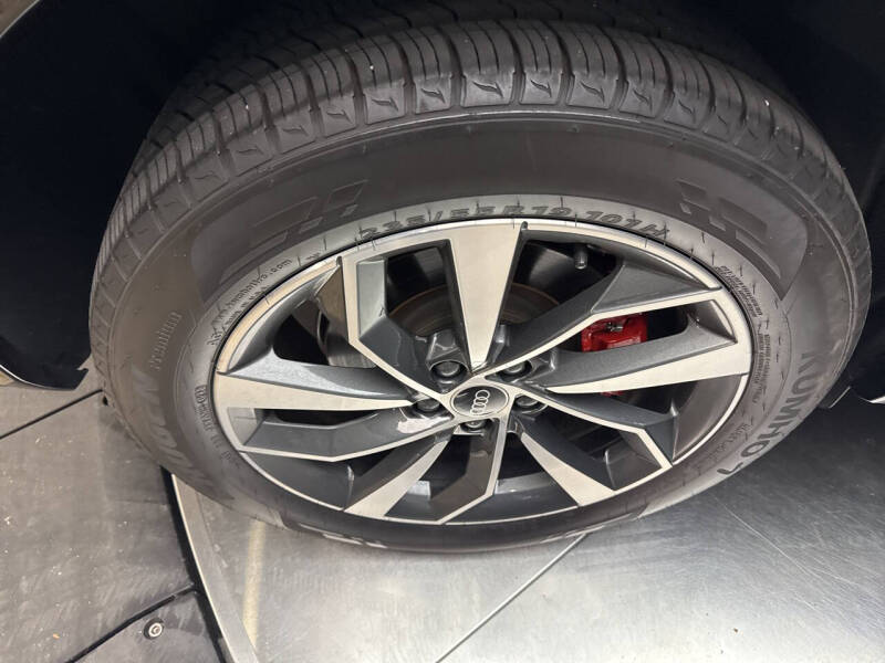 2023 Audi Q5 Sportback quattro S line Prem Plus 45 TFSI