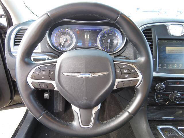 2016 Chrysler 300
