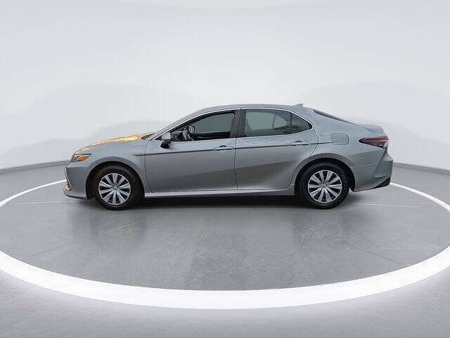 2021 Toyota Camry Hybrid LE