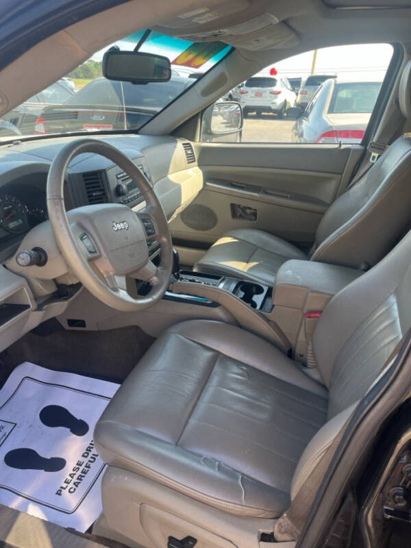 2006 Jeep Grand Cherokee Laredo