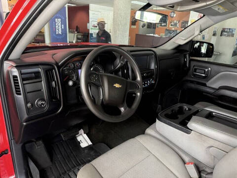 2017 Chevrolet Silverado 1500 Custom