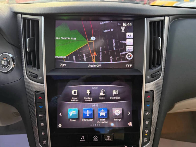 2015 Infiniti Q50 Premium