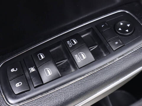 2016 Chrysler 300 C