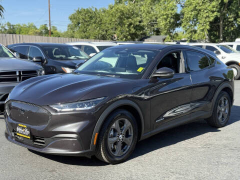 2022 Ford Mustang Mach-E Select