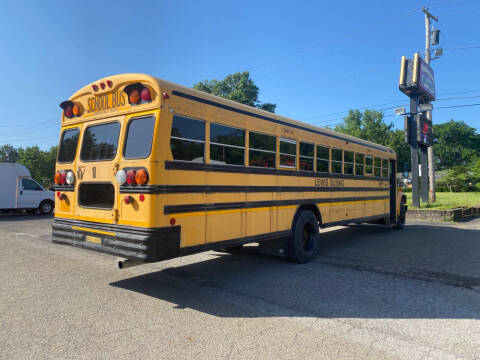 2001 International 3800