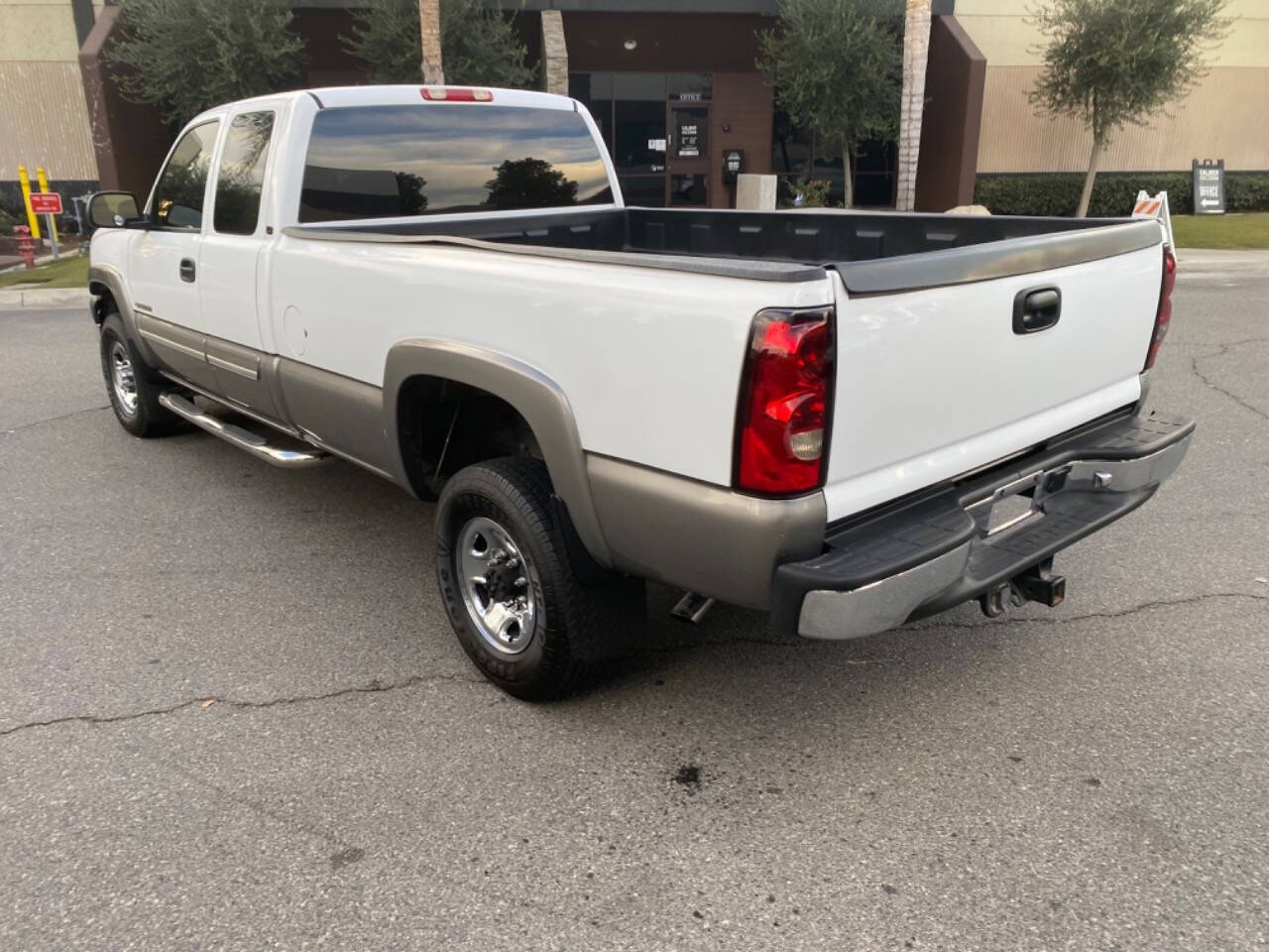 2006 Chevrolet Silverado 2500HD for sale at ZRV AUTO INC in Brea, CA