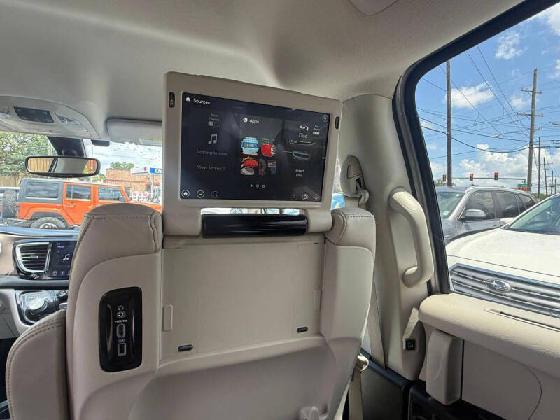 2018 Chrysler Pacifica Touring L Plus