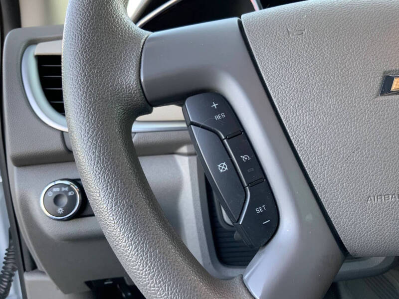 2017 Chevrolet Traverse LS