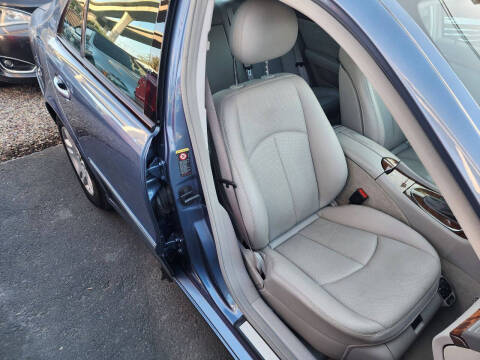 2005 Mercedes-Benz E-Class E 320