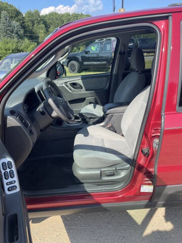 2005 Ford Escape XLT