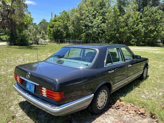 1986 Mercedes-Benz 300-Class 300 E