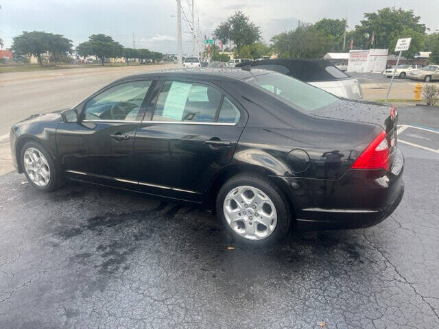 2010 Ford Fusion  - $4,988