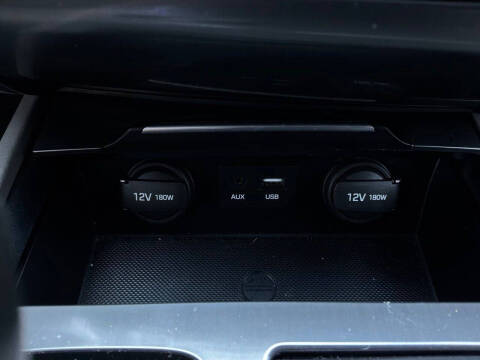 2016 Hyundai Genesis