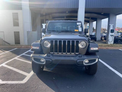2022 Jeep Gladiator Sport S