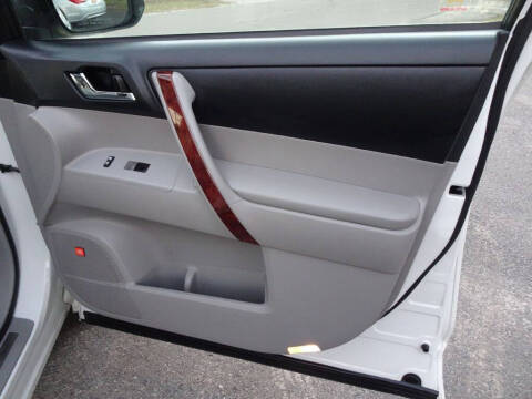 2011 Toyota Highlander Hybrid Limited