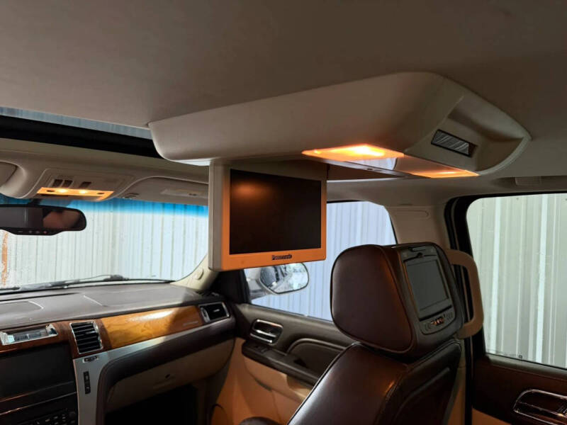 2012 Cadillac Escalade ESV Platinum Edition