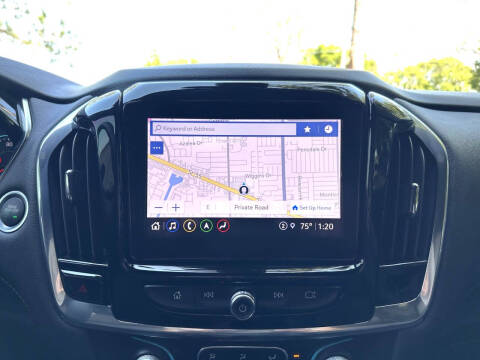 2022 Chevrolet Traverse LT Leather