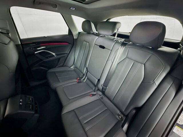 2025 Audi Q5 quattro Premium Plus TFSI