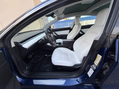 2019 Tesla Model 3 Standard Range Plus
