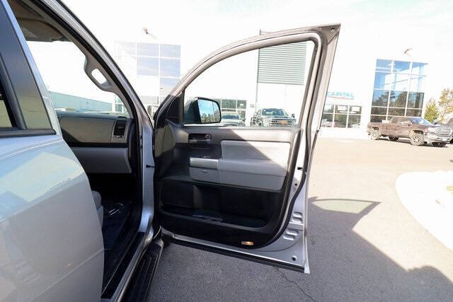 2018 Toyota Sequoia SR5