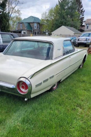 1962 Ford Thunderbird