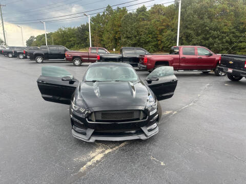 2017 Ford Mustang V6